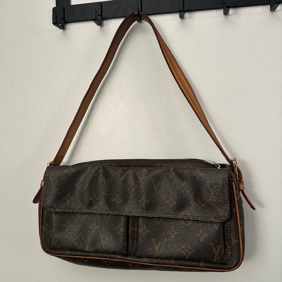 Authentic Vintage Louis Vuitton Viva Cite MM - Picture 2 of 10